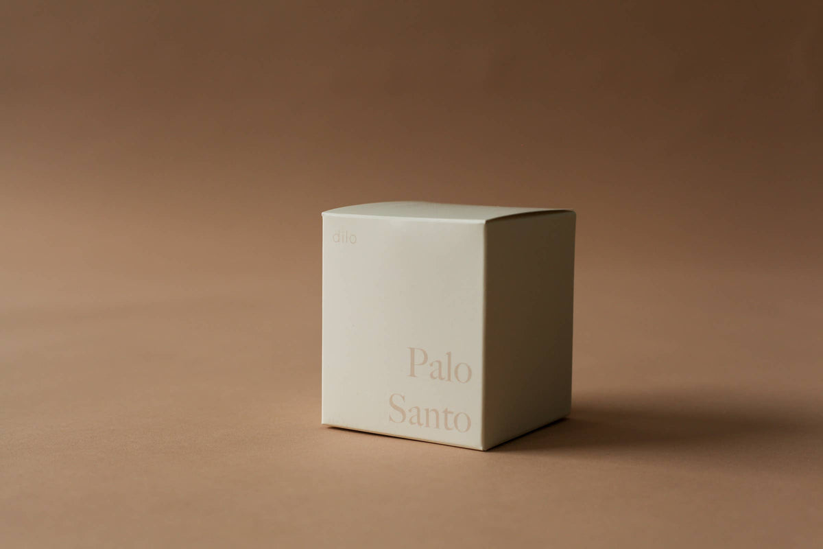 PALO SANTO CANDLE